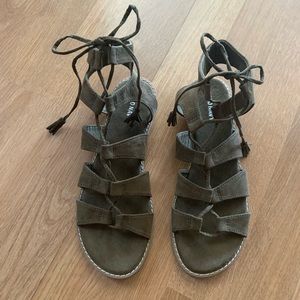 Old Navy Sandals
